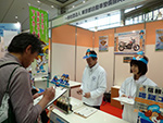 東京モーターサイクルショー会場で点検教室を開催